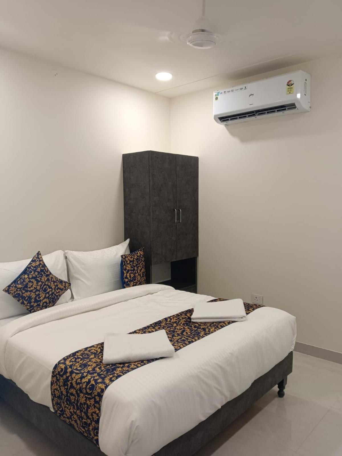 Royal Ocean Prime Hotell Jaipur Exteriör bild