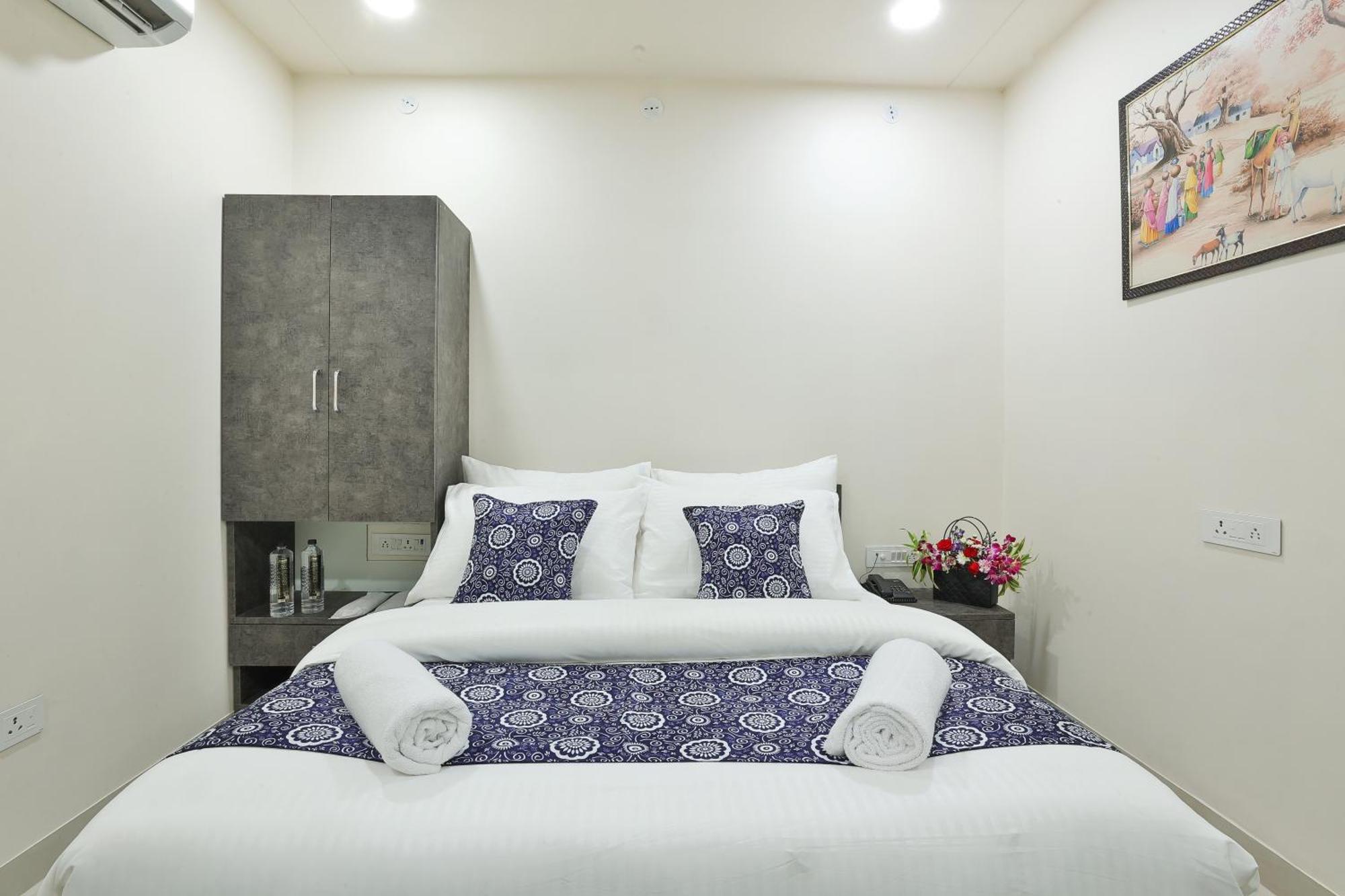 Royal Ocean Prime Hotell Jaipur Exteriör bild