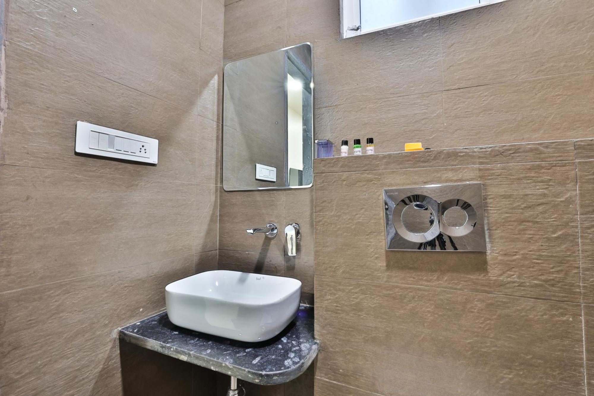Royal Ocean Prime Hotell Jaipur Exteriör bild
